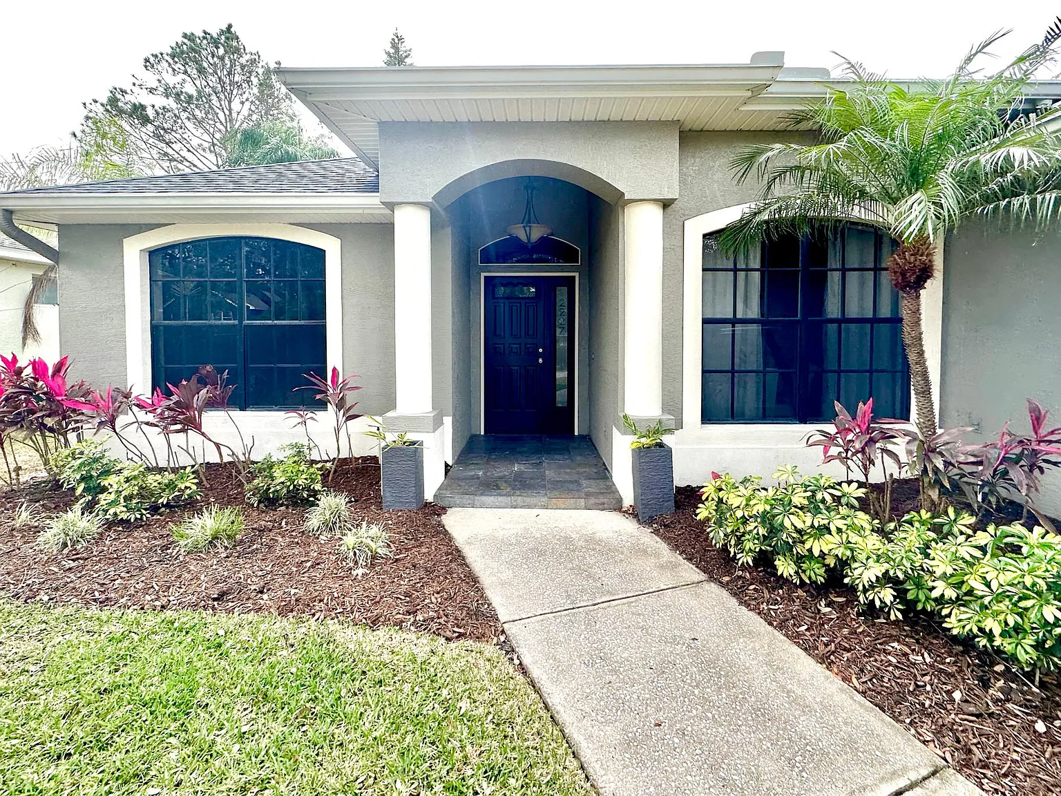 3 bed, 1962 sqft, $3,495 — Photo 2