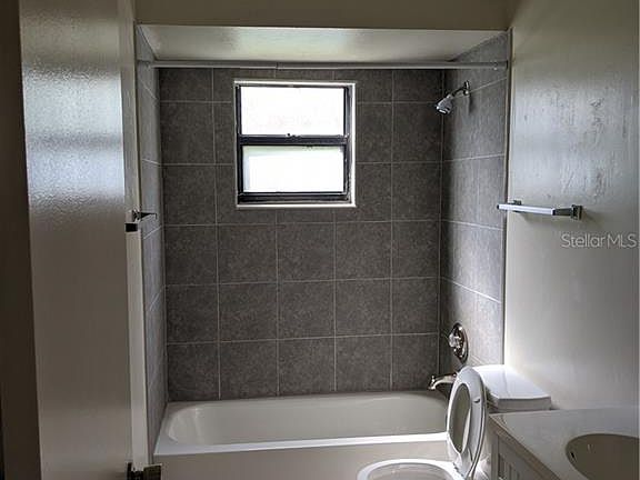 4th image of 7644 34th St N