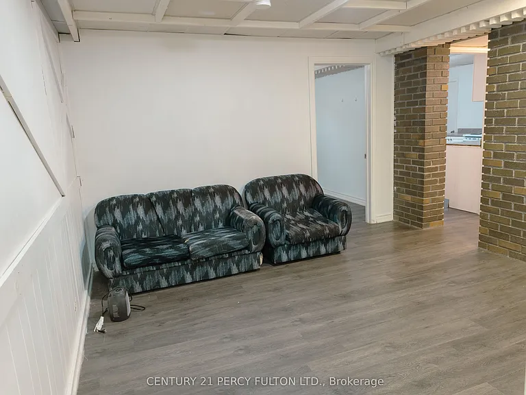 190 Morningside Ave #BASEMENT — Photo 3