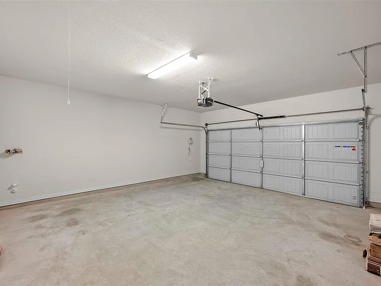 182 Palmillas Dr — Photo 34
