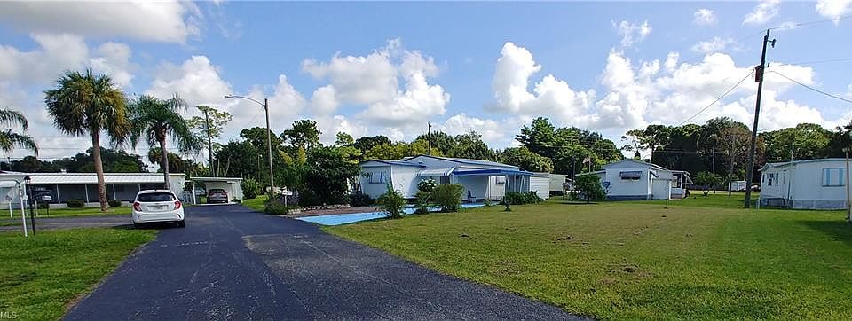 1st image of 208 Lamplighter Ln