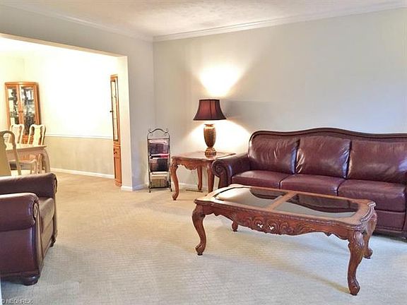 3rd image of 19170 Tanglewood Dr