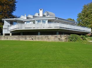 180 Battery Park Dr, Bridgeport, CT 06605
