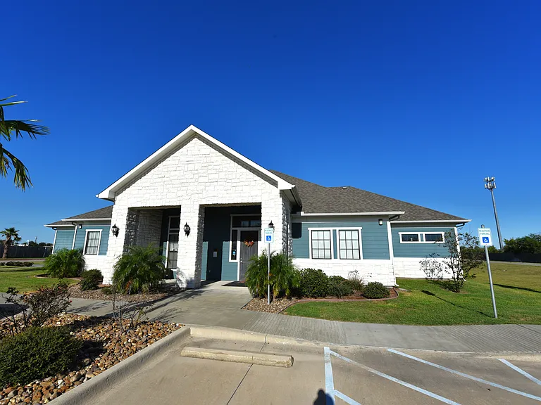 Seaside Landing Apartments — Photo 22