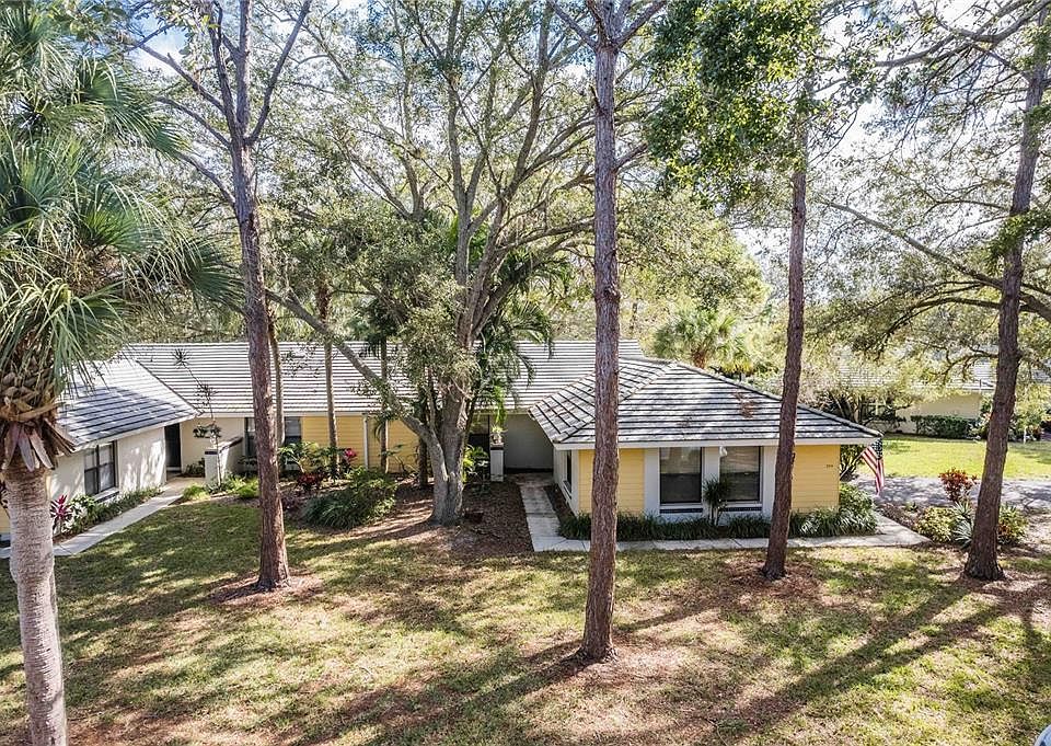 1st image of 244 Southampton Ln