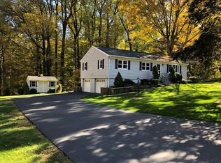 6 Pamela Dr, Monroe, CT 06468