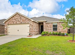1033 Spofford Dr, Forney, TX 75126