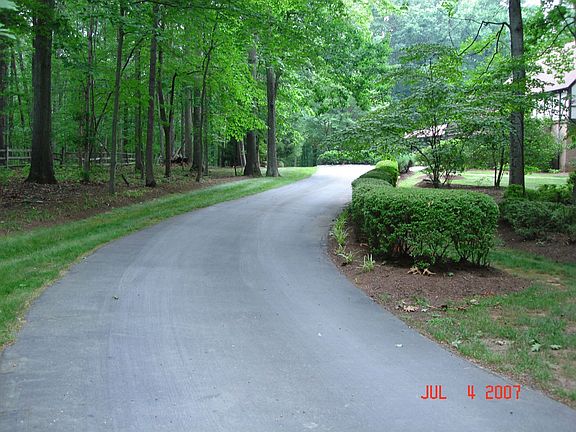 Long and Landscaped Driveway