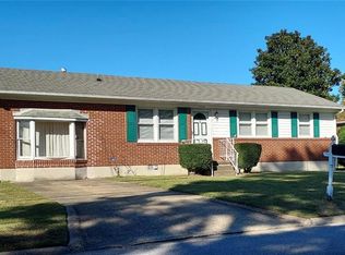 1108 Warfield Dr, Portsmouth, VA 23701