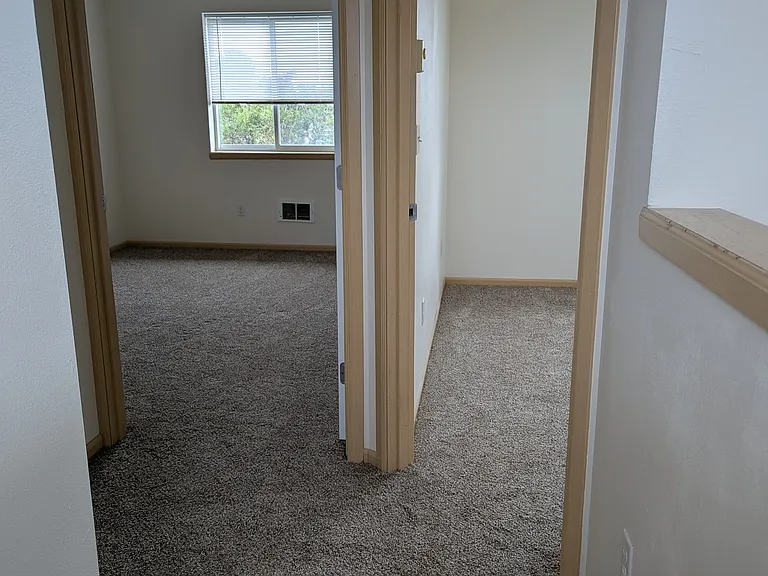 1017 Greenview Ave SW #104 — Photo 14