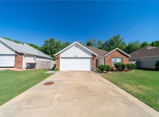 3011 Riverside St, Springdale, AR 72764