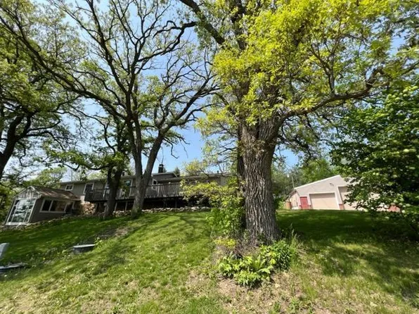 26 Oak Ln NE, Pine Island, MN 55963