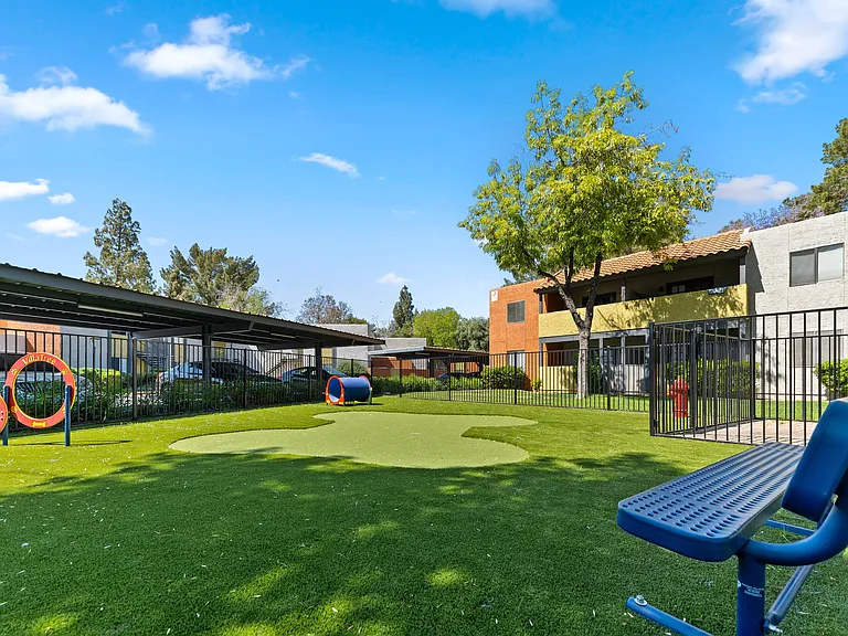 Villatree Apartments — Photo 27