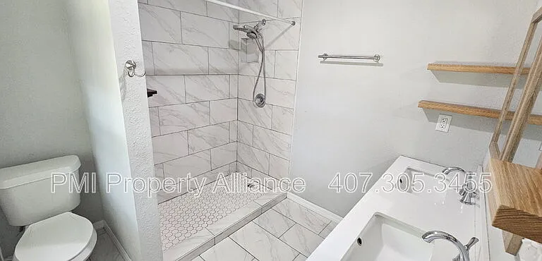 1515 Elliott St — Photo 6