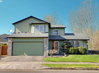 2027 NE Blue Heron Dr, Portland, OR