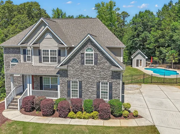 39 Hawthorne Pl, Sharpsburg, GA 30277