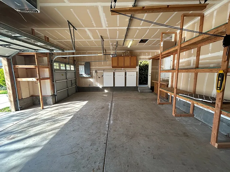 212 Riverbend Ln — Photo 35