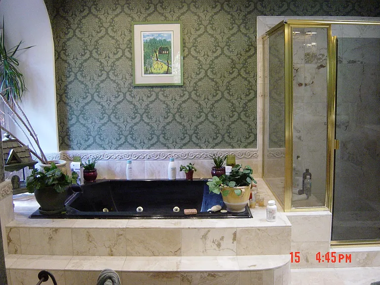 2313 Wimbledon Dr — Photo 17