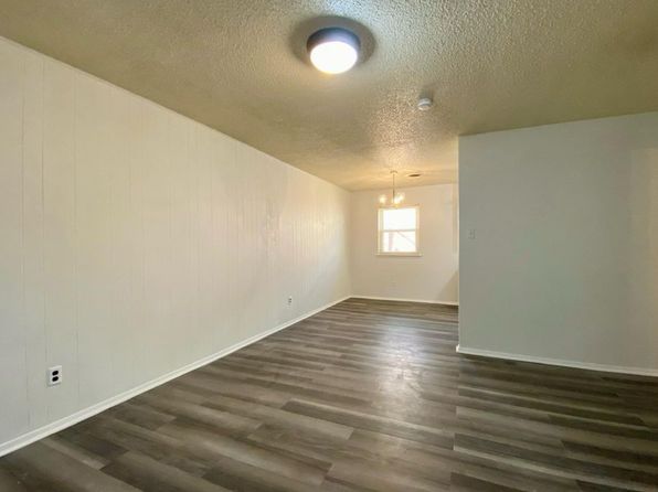 1402 W Coronado Dr