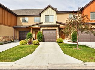 10208 S Mystic Falls Way, South Jordan, UT 84095