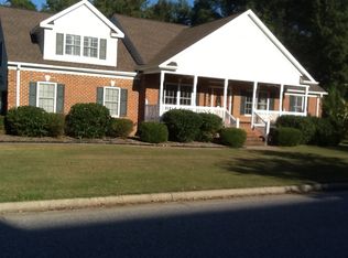 118 Bradley Dr, Yorktown, VA 23692