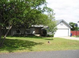 1702 Ireland Dr, Leander, TX 78641
