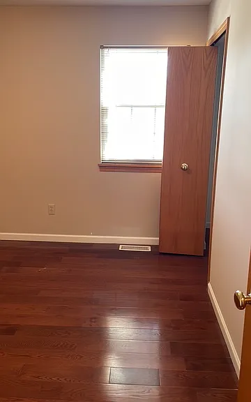 Bedroom (South)