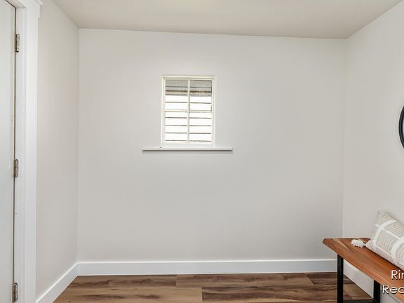 3rd image of 1130 White Ave NW