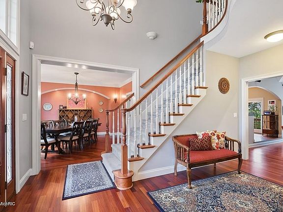 4th image of 4937 N Stockbridge Dr