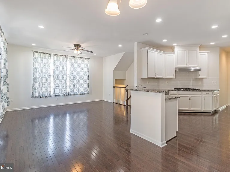 23409 Berkeley Meadows Dr — Photo 11