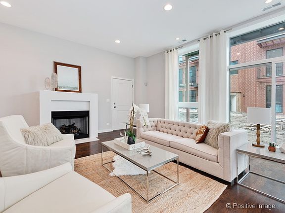 4th image of 7169 W Grand Ave #1