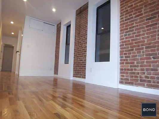 Rented by Bond New York | media 7