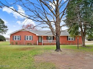 711 Western Wayne Dr, Pikeville, NC 27863