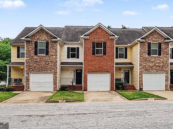 2nd image of 2959 Stone Crest Ln