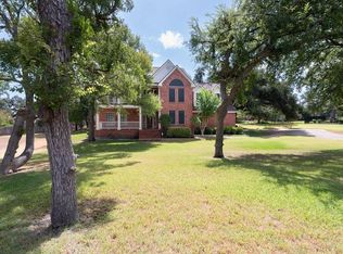 42 Meandering Way, Round Rock, TX 78664