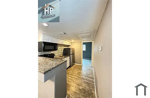 1607 N Carroll Ave #5 Photo 1