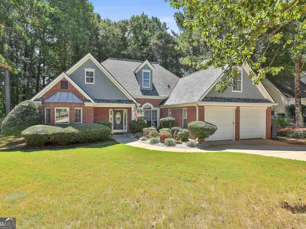 312 Freeman Forest Dr, Newnan, GA 30265