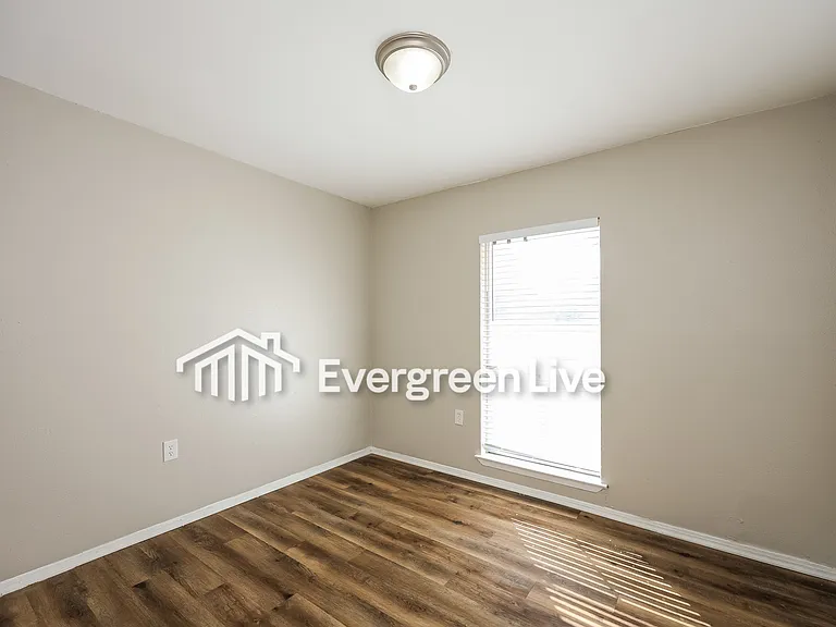 4719 El Vedado St — Photo 12