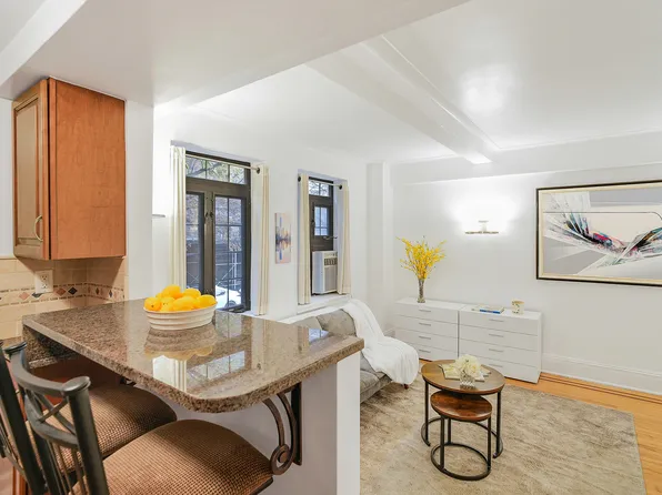 102 West 85th Street image 7 of 15