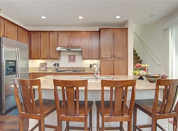 5th image of 142 W Pebble Creek Ln