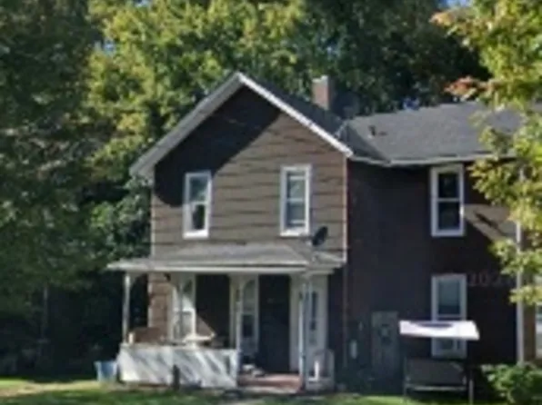 515 S College Ave, Dixon, IL 61021