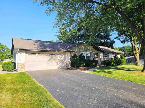 742 Aura Dr, Rockford, IL 61108