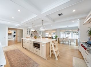 62 Candace Ln, Chatham, NJ 07928