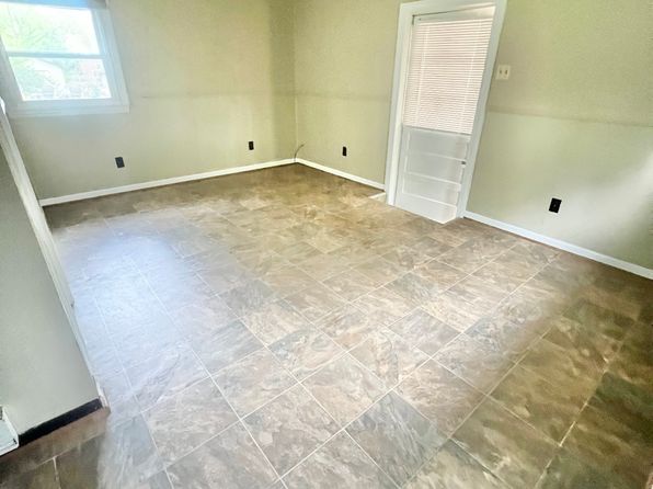 138 Wilkes St APT 5