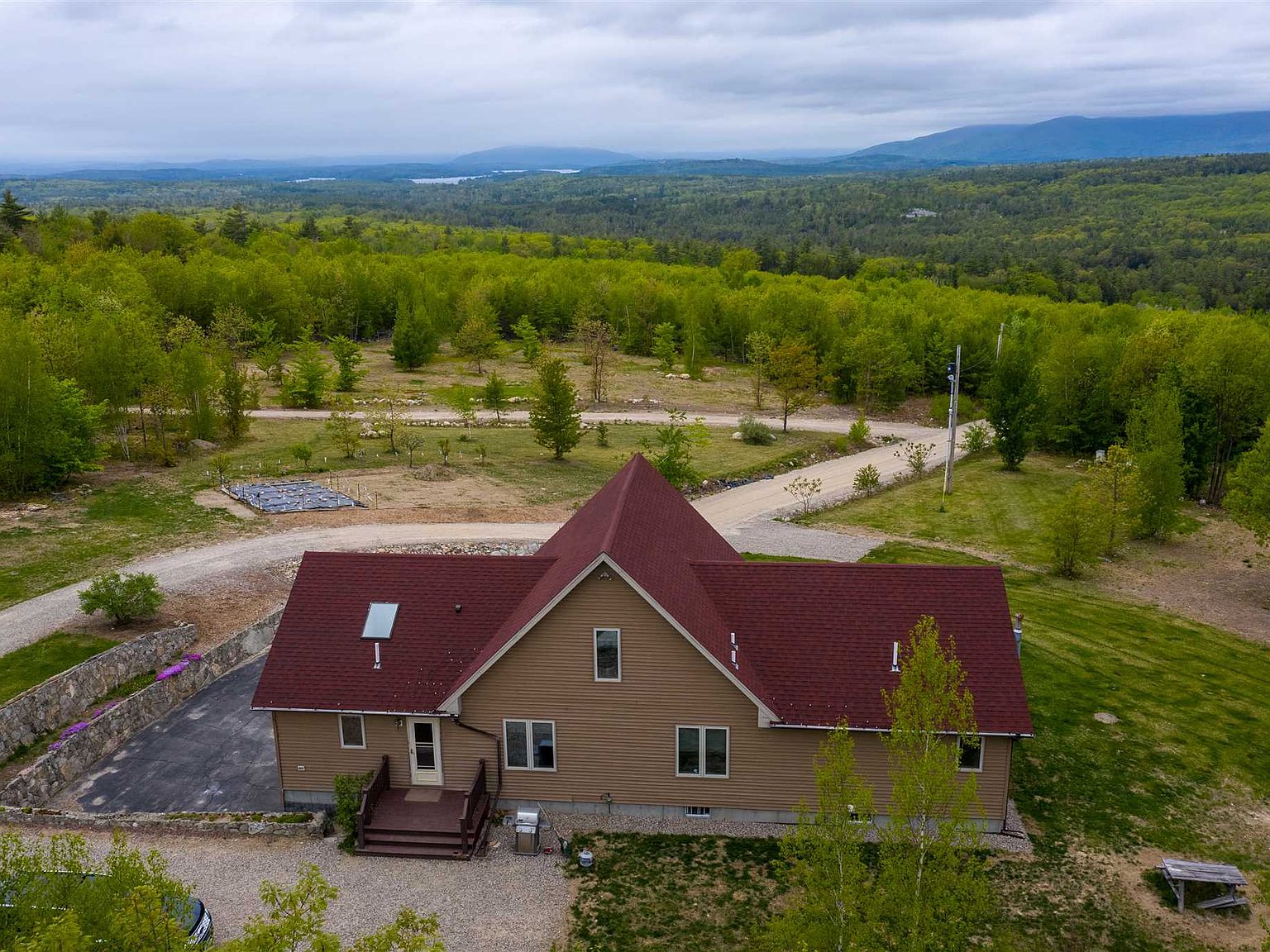 42 York Road, Wolfeboro, NH 03894 Zillow