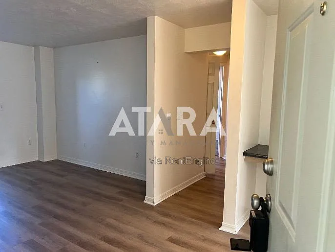 2 bed, 2.0 bath, 1050 sqft, $1,295 — Photo 4