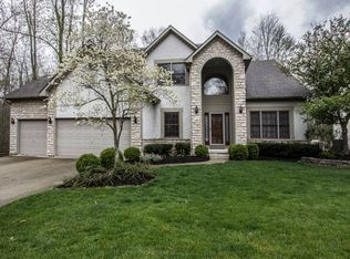 993 Wake Dr, Westerville, OH