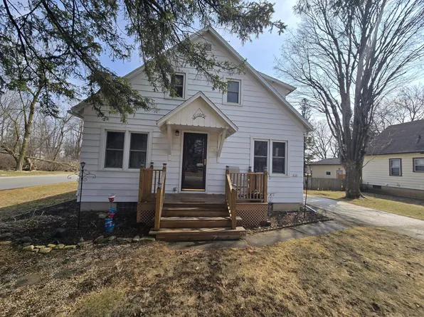 628 9th St, Kiel, WI 53042