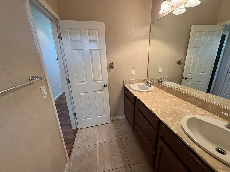 2120 Virginia Lake Way — Photo 20