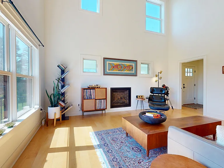 1100 Snyder Hill Rd — Photo 16
